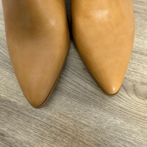 Bamboo Womens Tan Studded Stacked Heel Rigid Boots Size 8.5 New Without Box - Picture 4 of 8